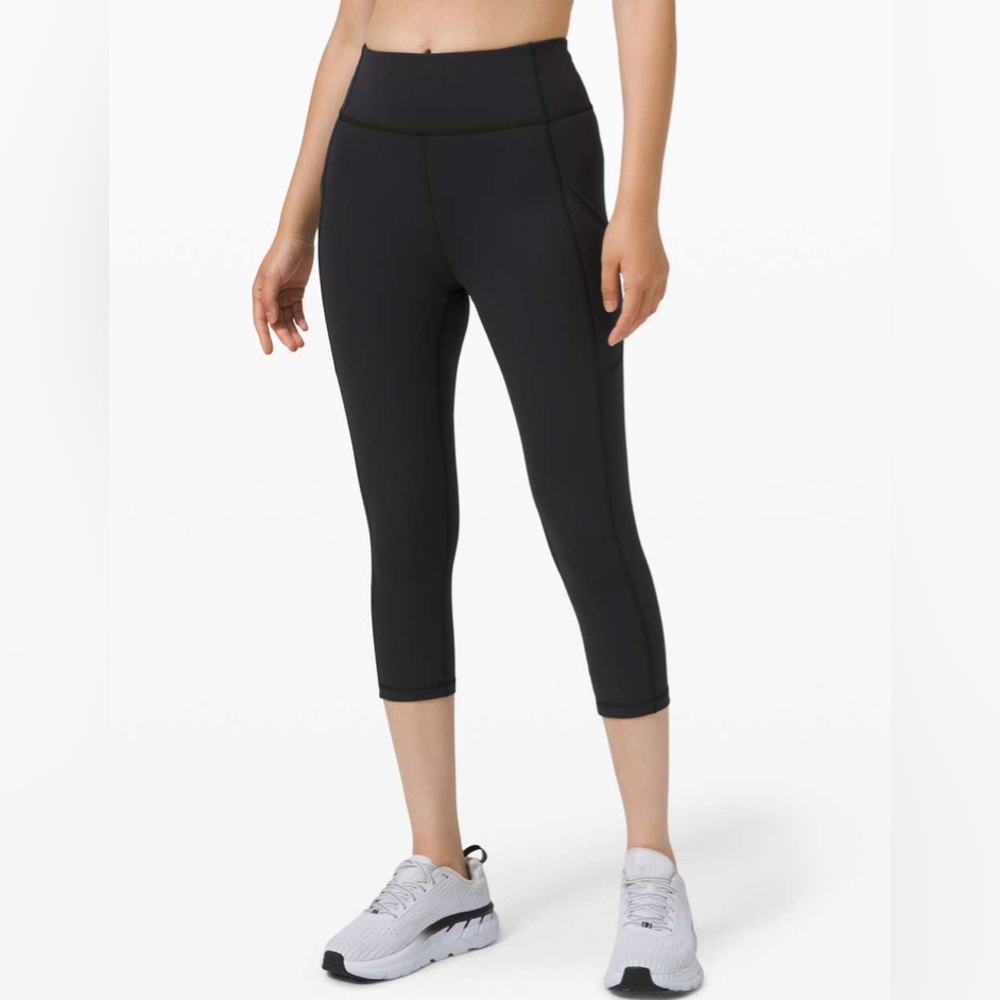 Lululemon Invigorate High-Rise Crop Leggings 19" in Black